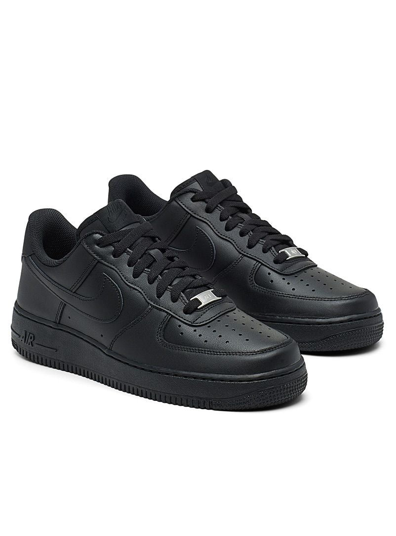 NIKE COLEGIAL